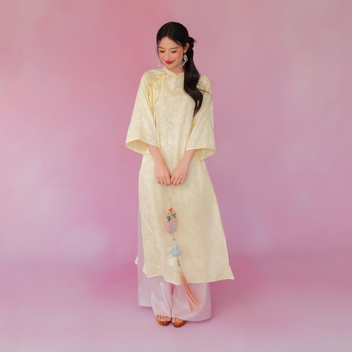 Nakedbyv Vanh Khuyen Ao Dai (Pre-order)