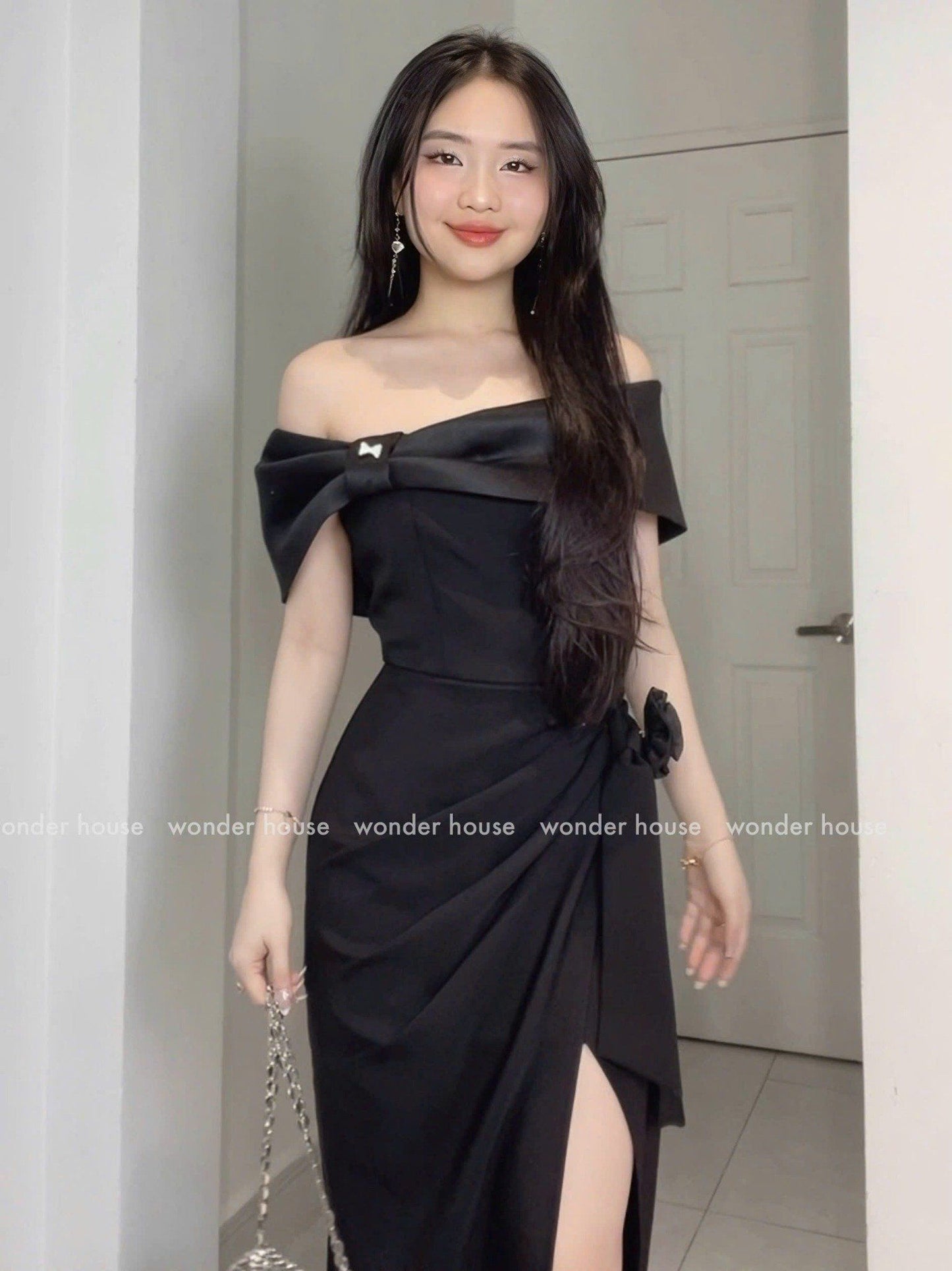 Wonderhouse Vivian Dress (Pre-order)