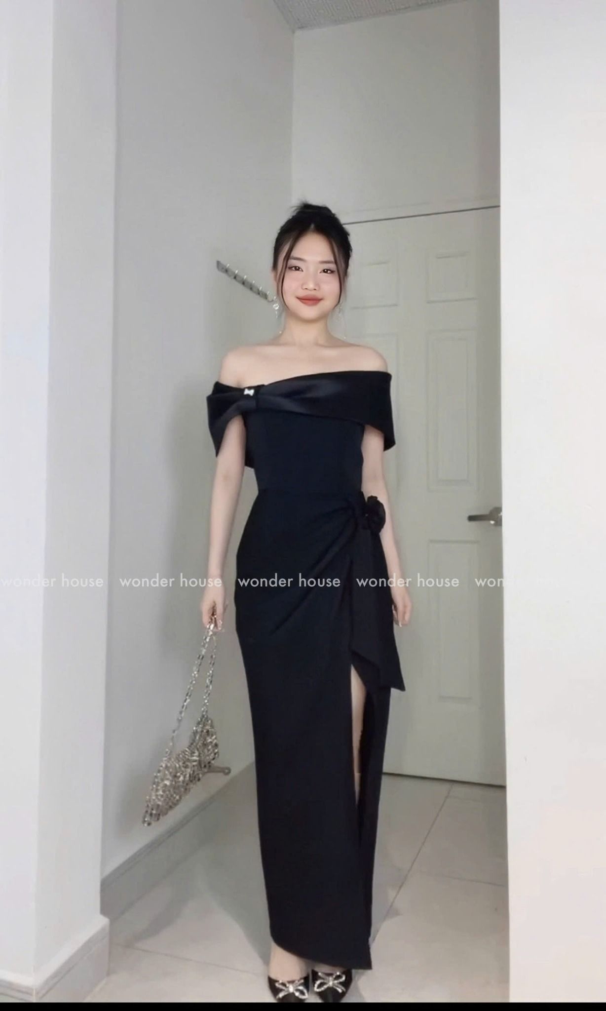 Wonderhouse Vivian Dress (Pre-order)