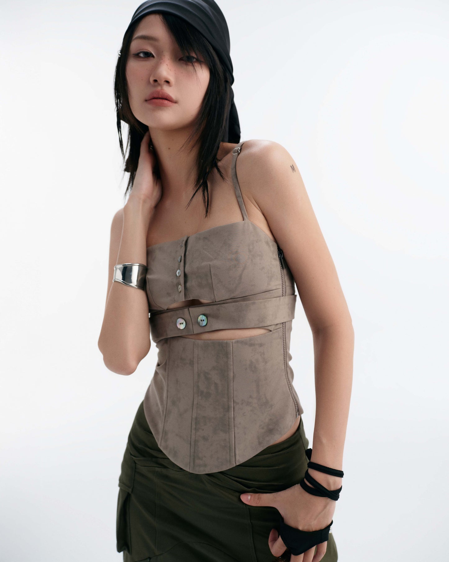 Bunny Hill Bowie Top (Pre-order) - Em Clothing