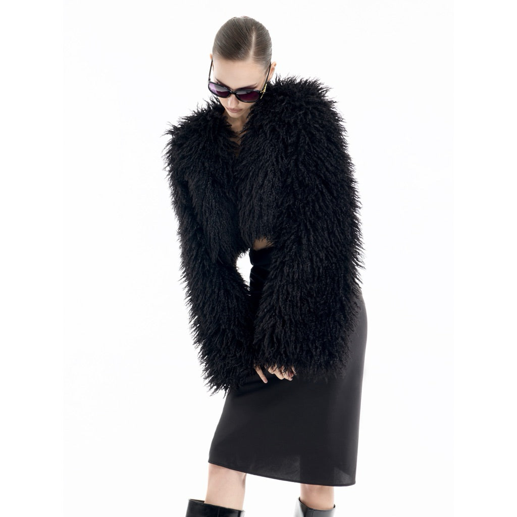22Gram.Official The Black Fur Coat
