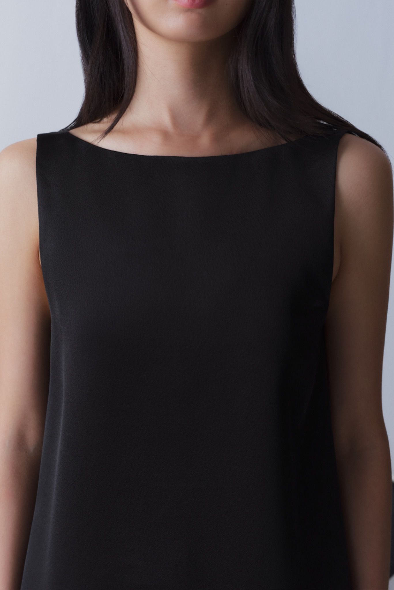 Libe Black Twist Silky Top (Pre-order)