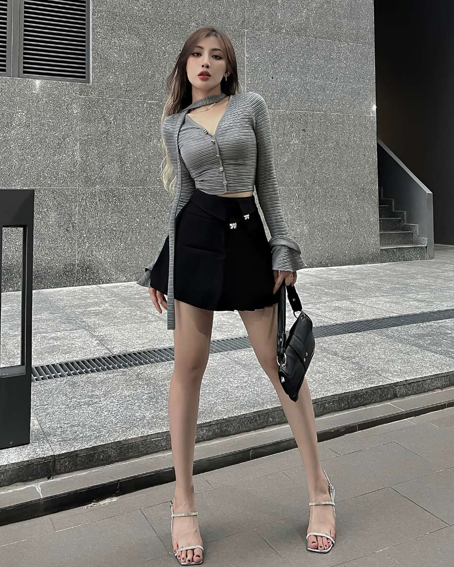 The Fance Bunny Croptop (Pre-order)