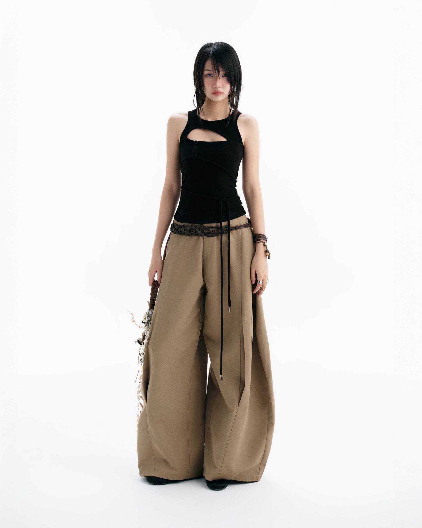 Bunny Hill Conrad Sleeveles Top (Black) (Pre-order)