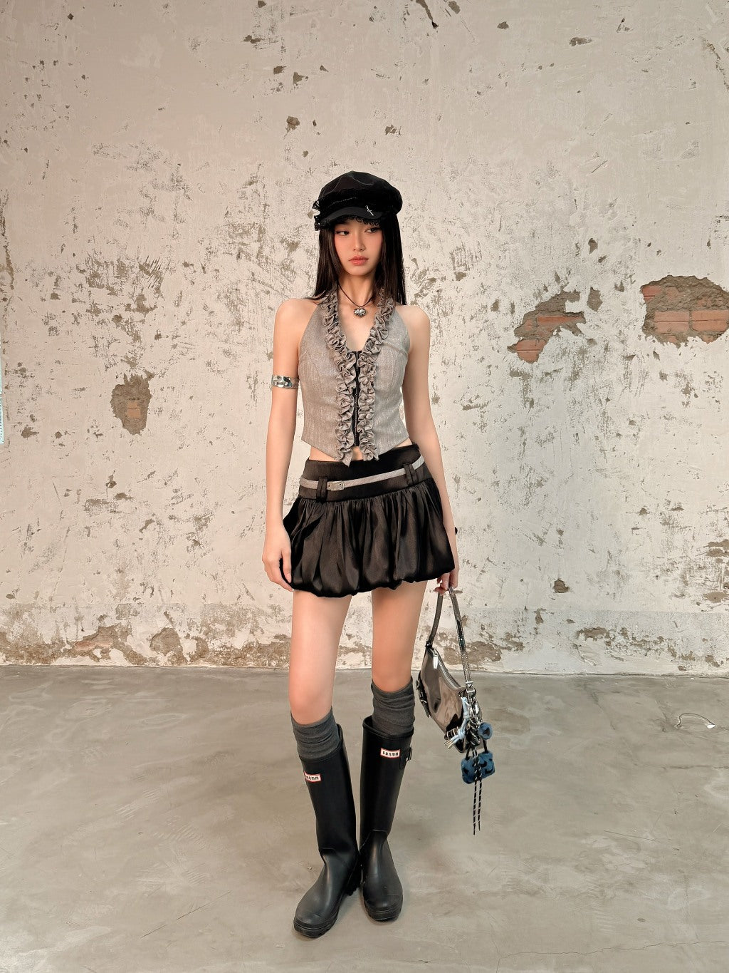 Hoo Design Black Satin Puffy Mini Skirt With Belt And Inner Shorts