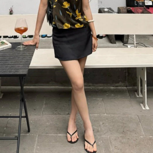 1member Manh Mai Skirt