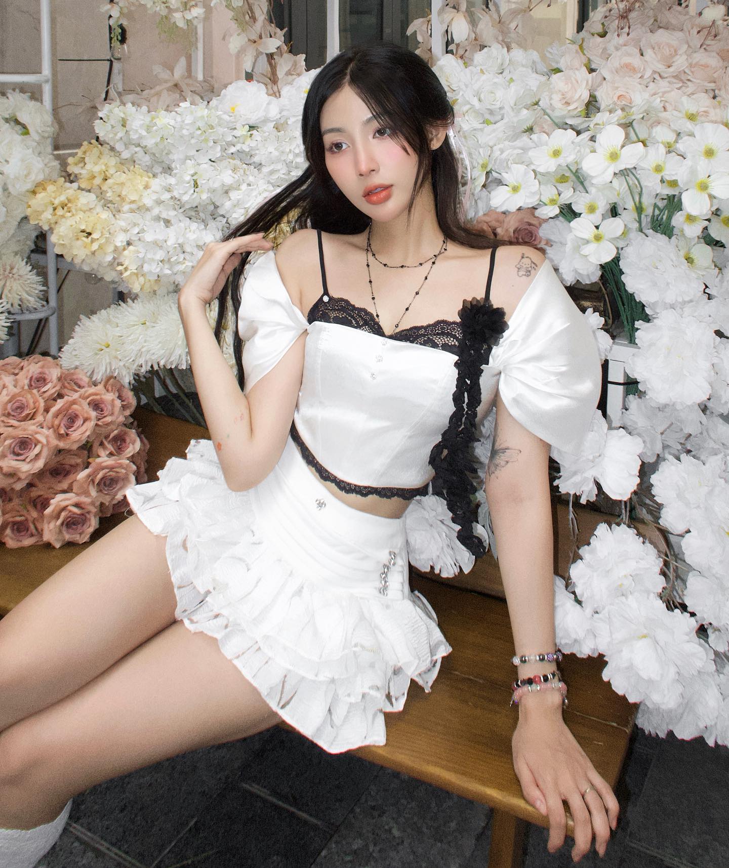The Fance Glossy (Pre-order)