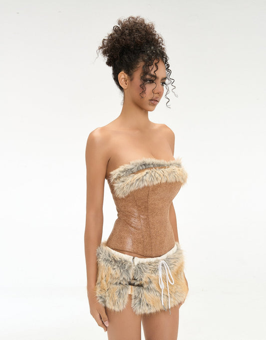 Eminist Golden Feather Skirt