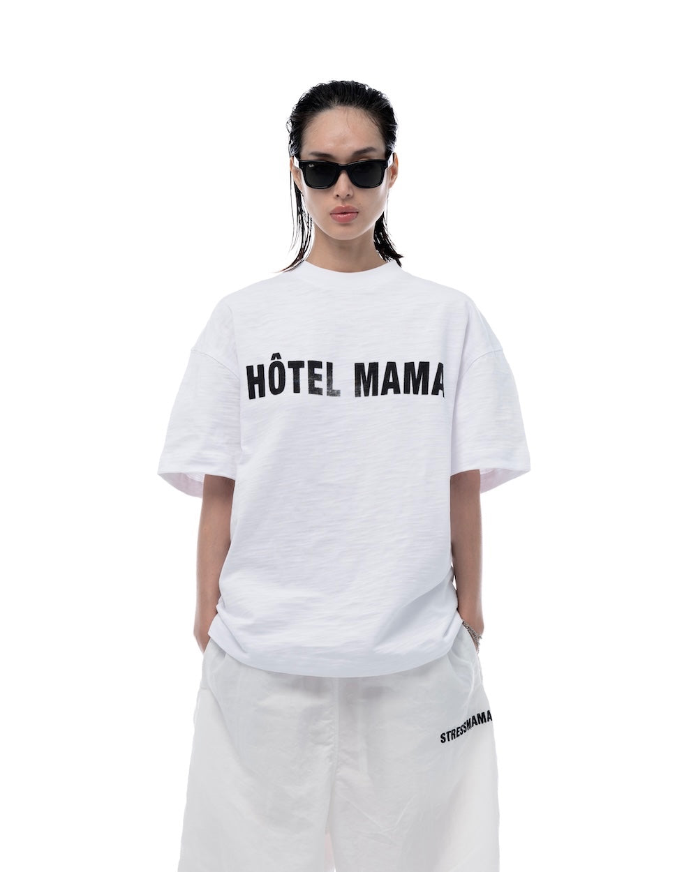 STRESSMAMA Hôtel Mama T-Shirt (Pre-order)