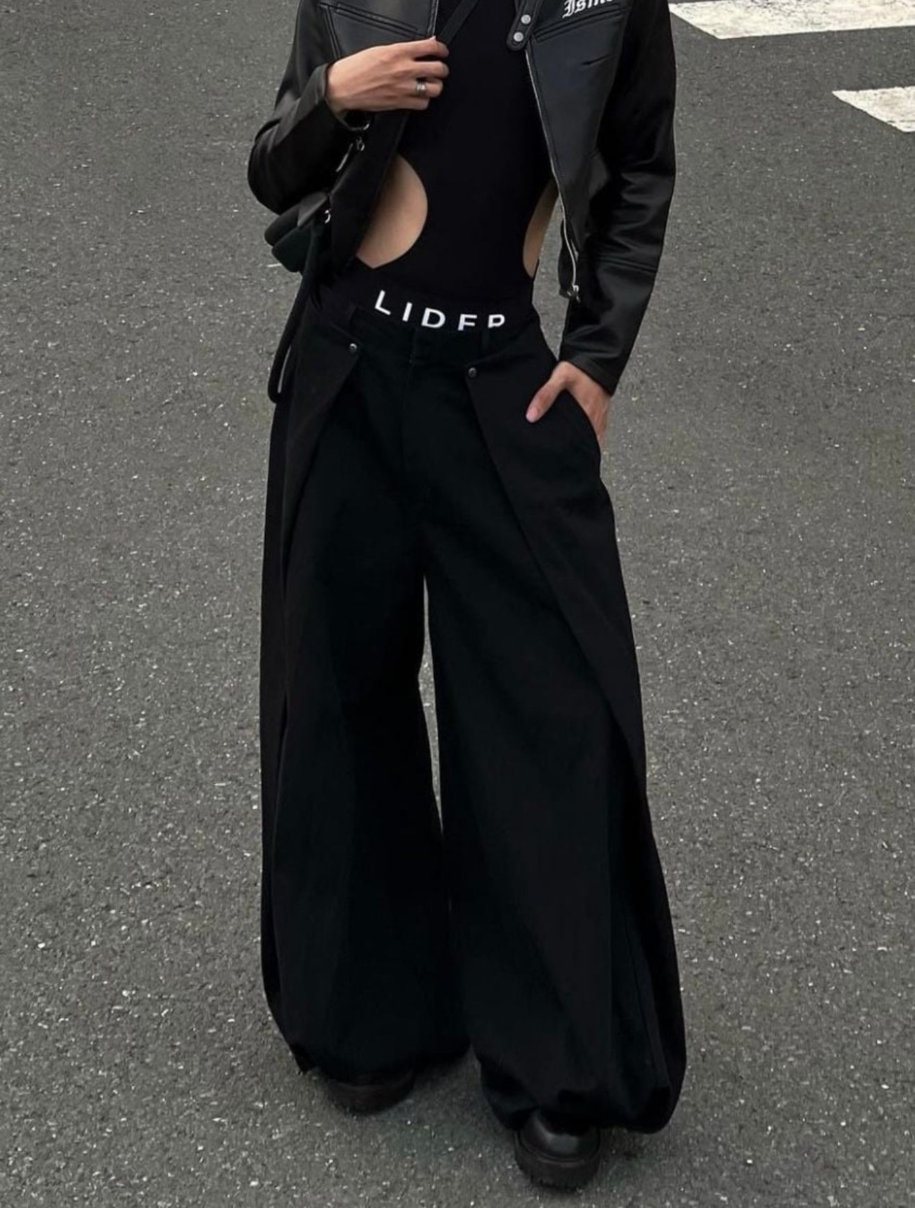 Hypnotism Studio Loose Wide Pleat Pants (Pre order)