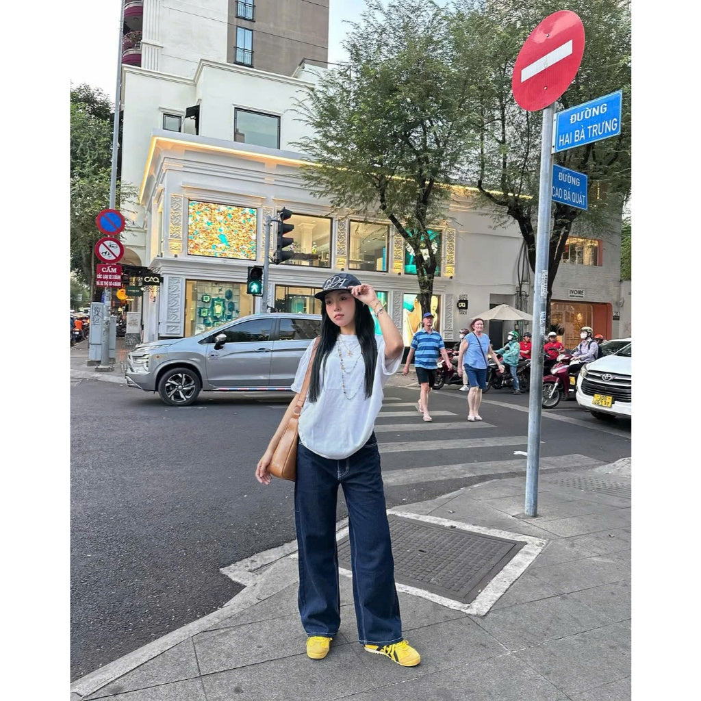WHOSE Indigo Wide Straight Jeans (Pre-order)