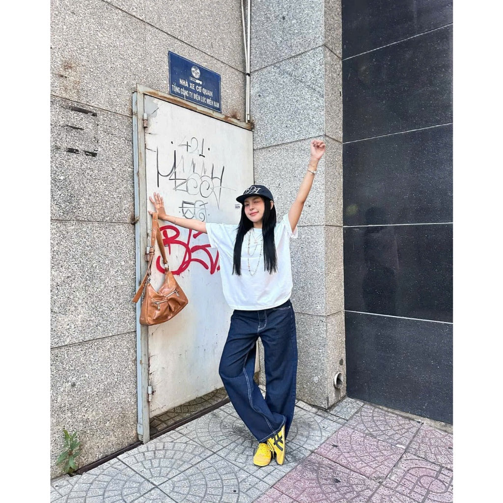 WHOSE Indigo Wide Straight Jeans (Pre-order)