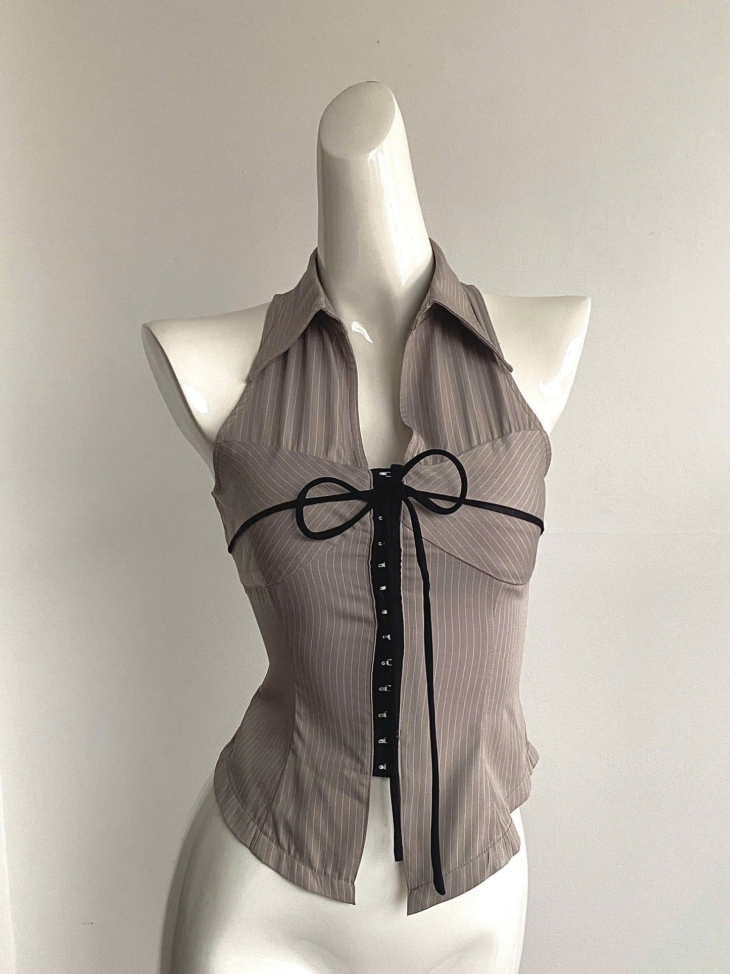 Aiai Studio Ivy Halter Top (Pre-order) - Em Clothing