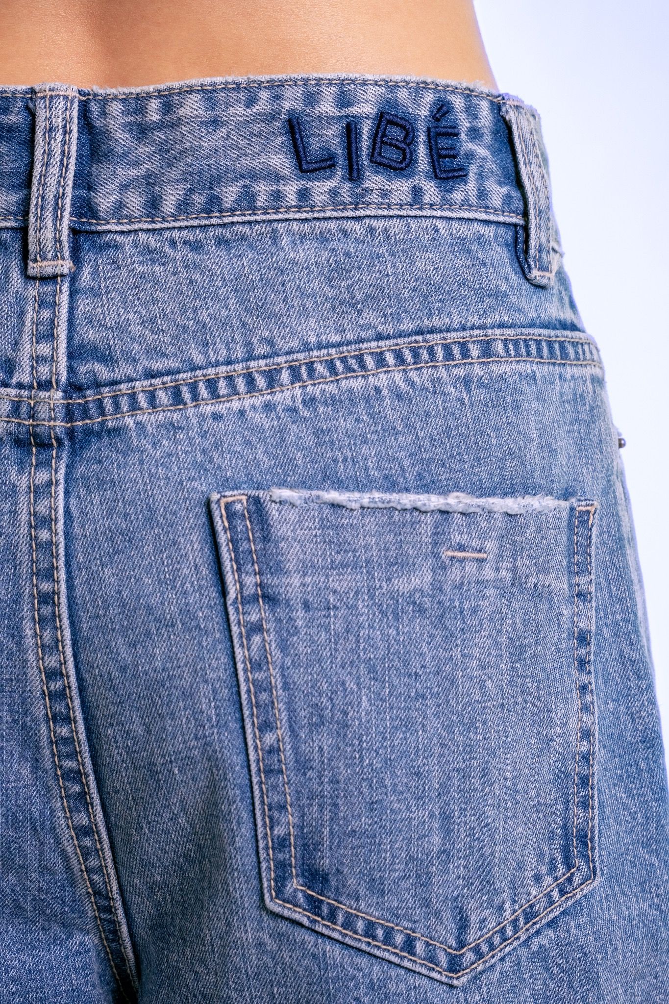 Libe Medium Blue Wash Loose Fit Jeans (Pre-order)