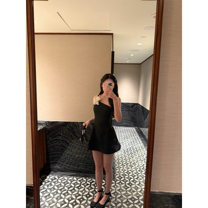 Aguja Meomi Dress