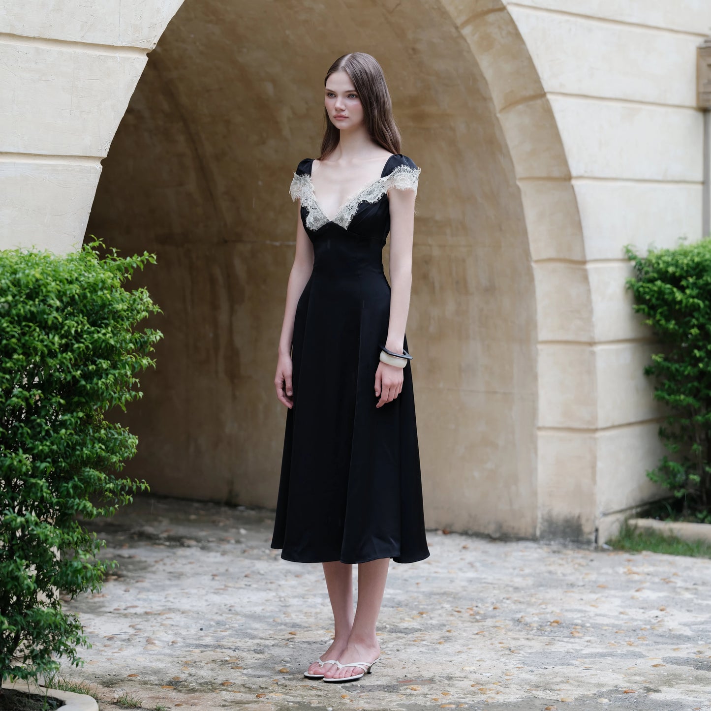 Trioji Mirella Midi Dress