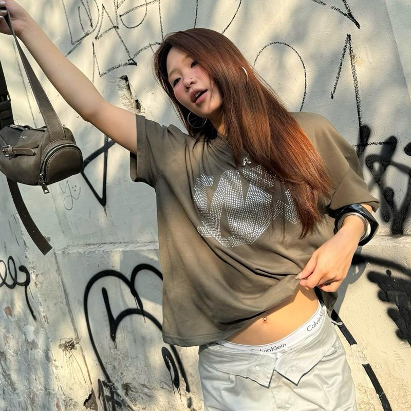 WHOSE Ruby Wstar Tshirt (Pre-order)