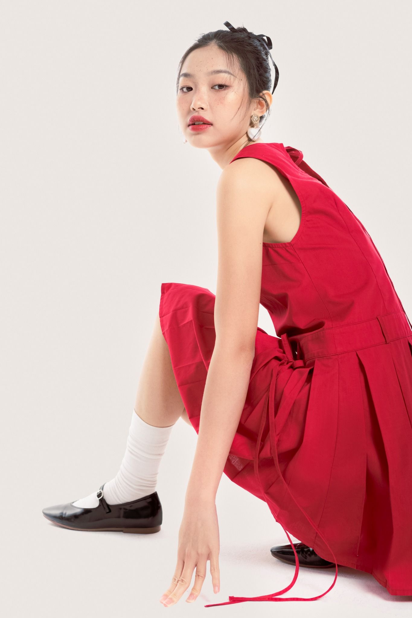 Libe Red Sleeveless Pleated Bow Mini Dress (Pre-order)