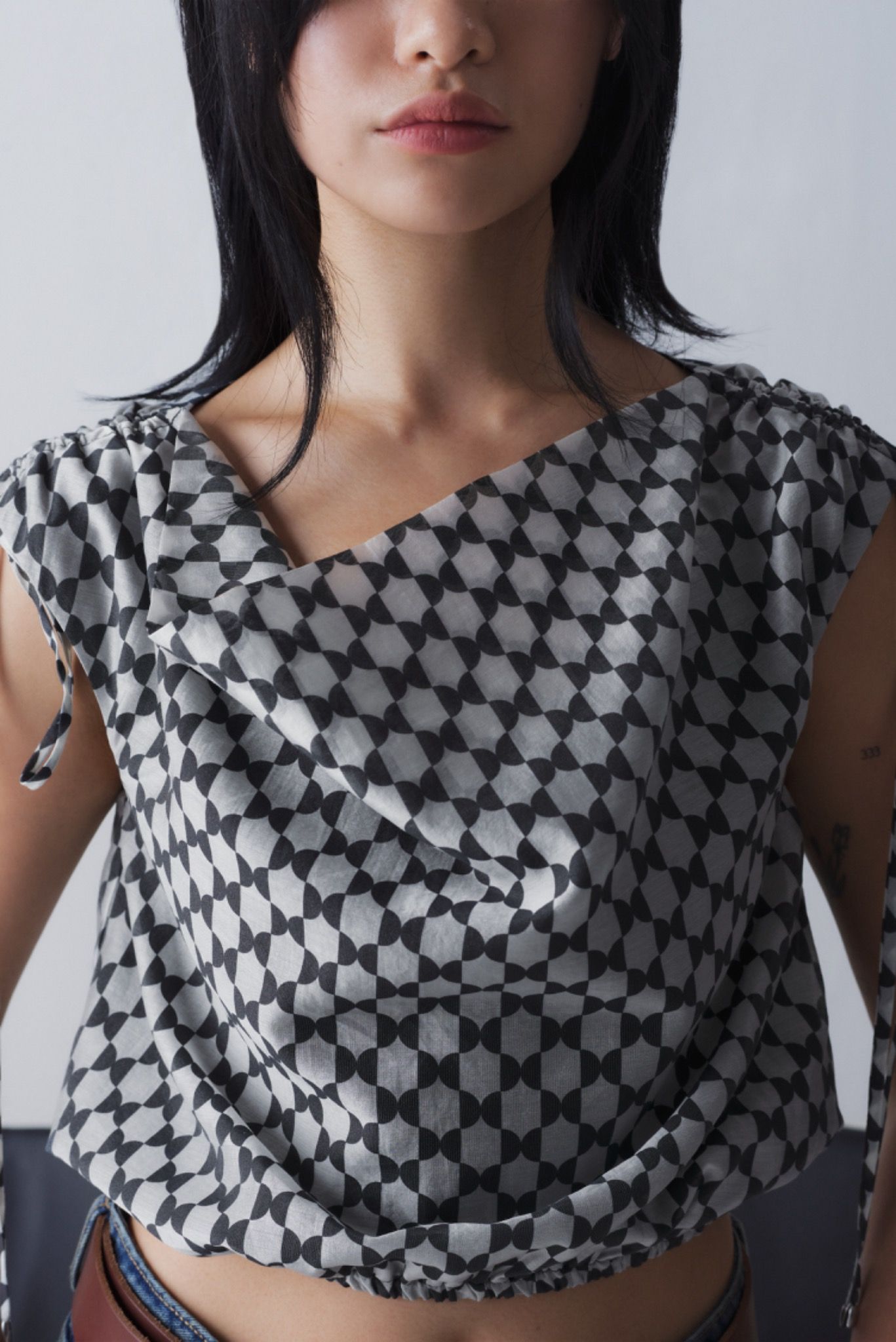 Libe Ruched Shoulder Top (Pre-order)