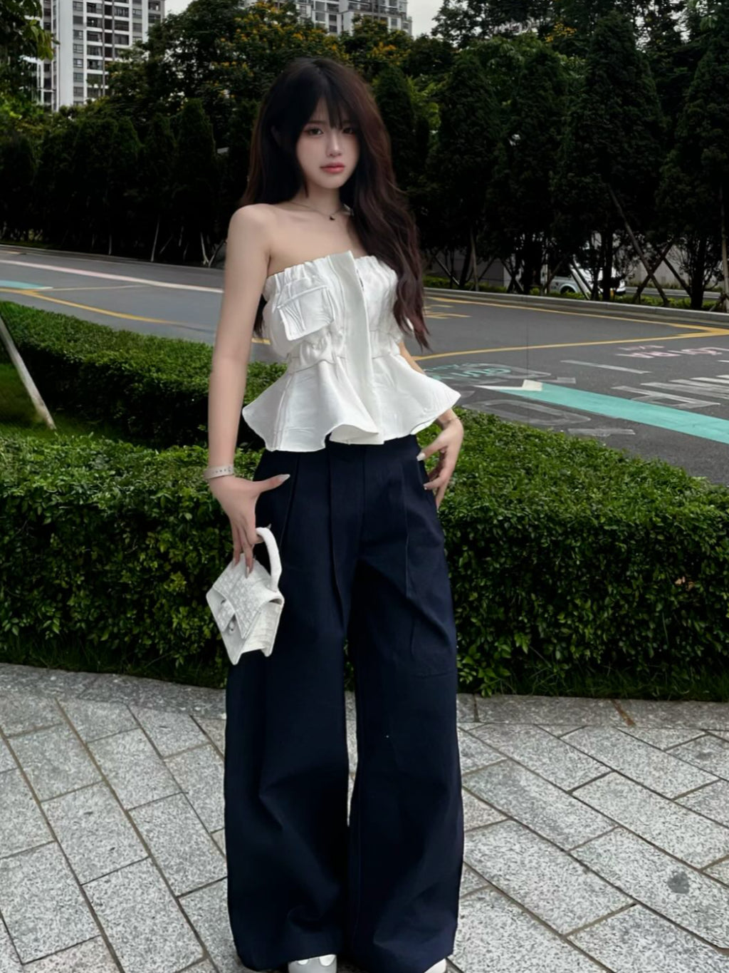The Fance Sis Spears Jeans (Pre-order)
