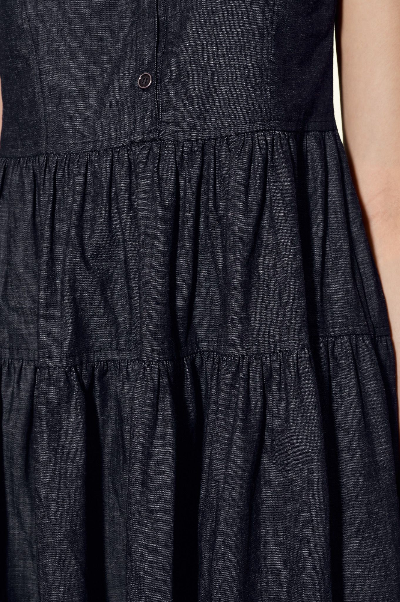 Libe Sleeveless Midi Dress (Pre-order)