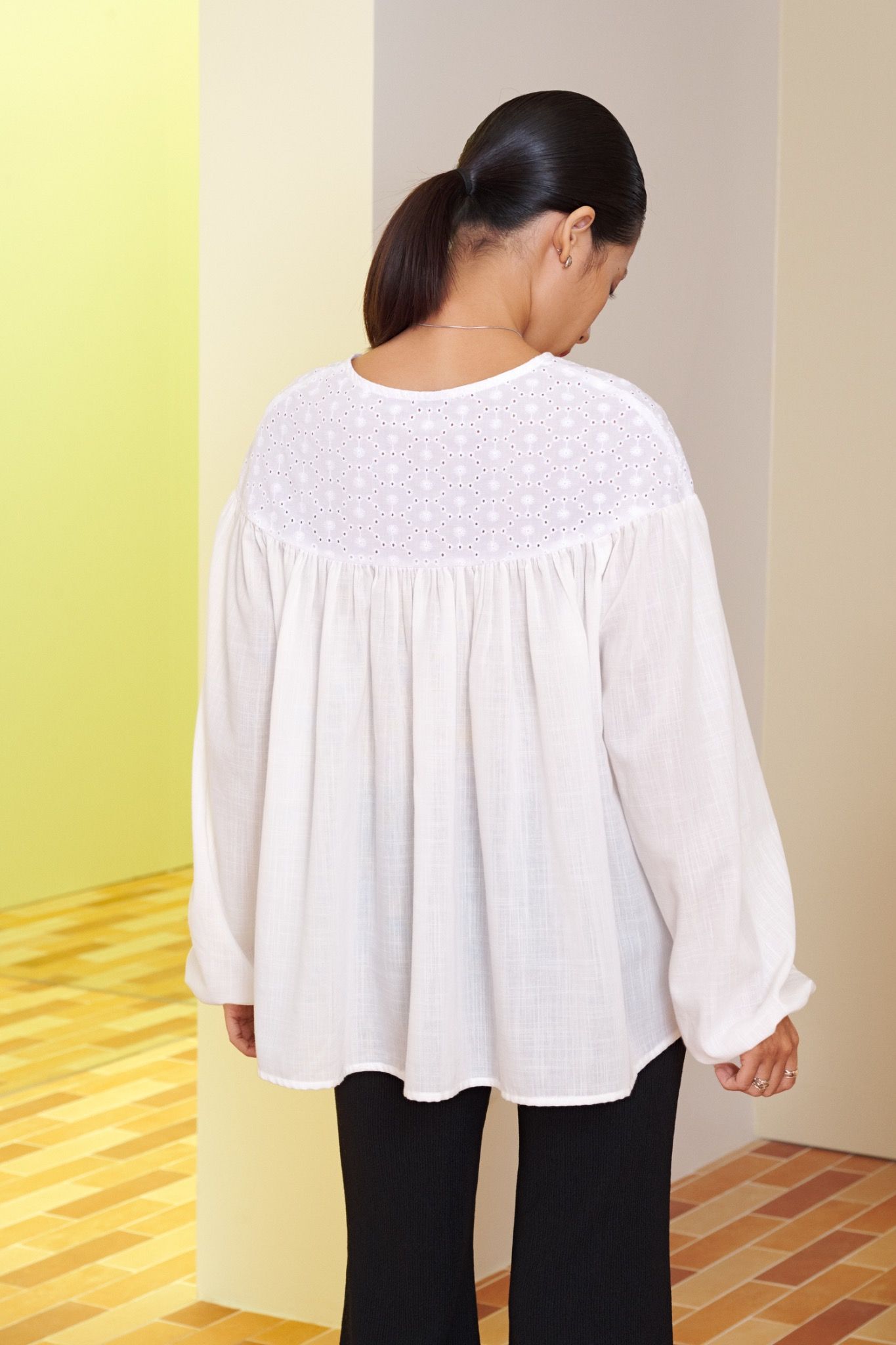 Libe V-Neck Ruched Top (Pre-order)