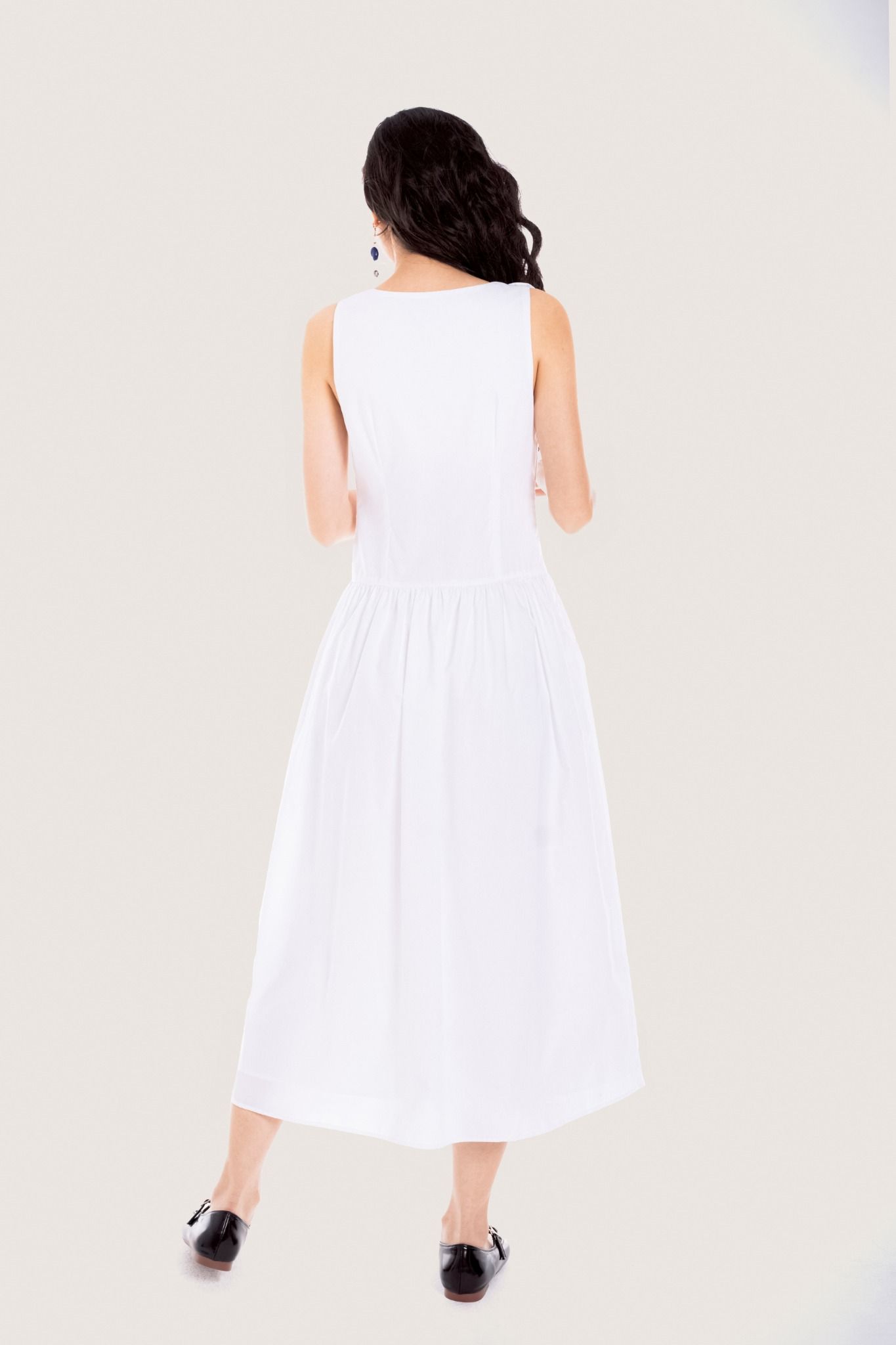 Libe White Floral Embellished Ruffle Midi Dress (Pre-order)