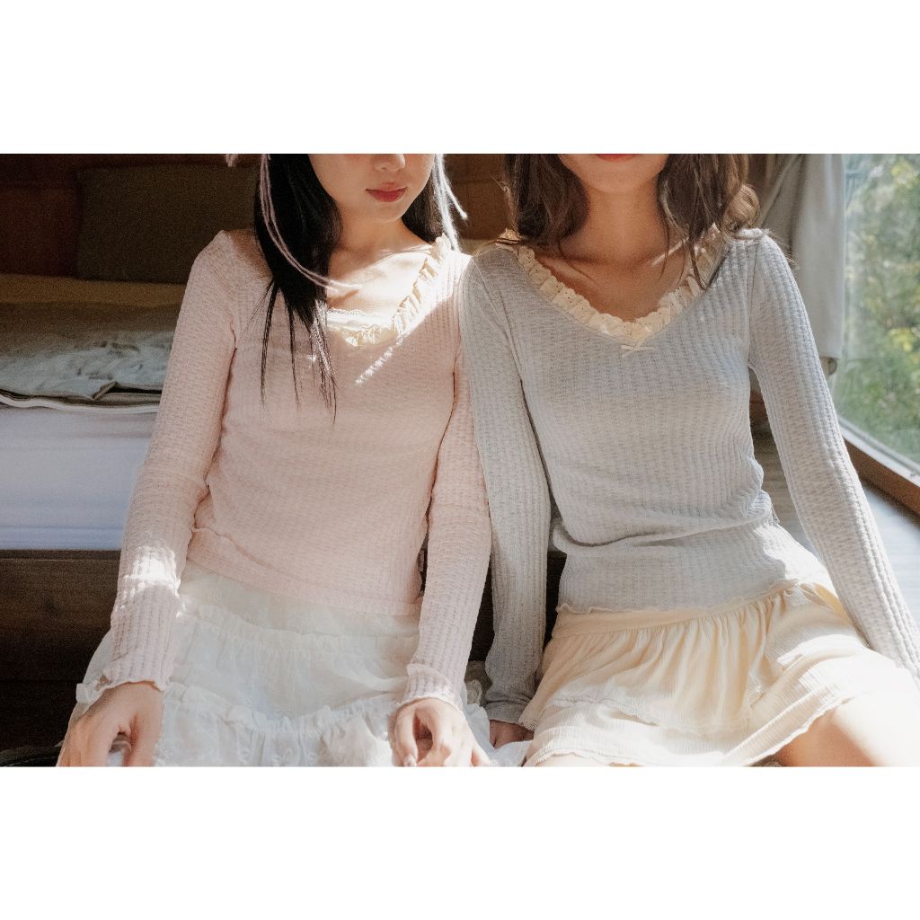 Nakedbyv Clover Top (Pre-order)
