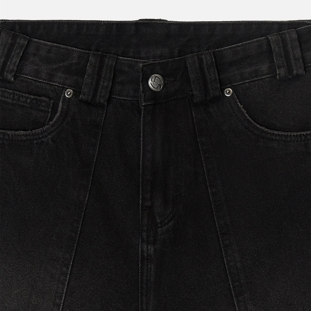 Now Saigon Wide Fit Denim Shorts
