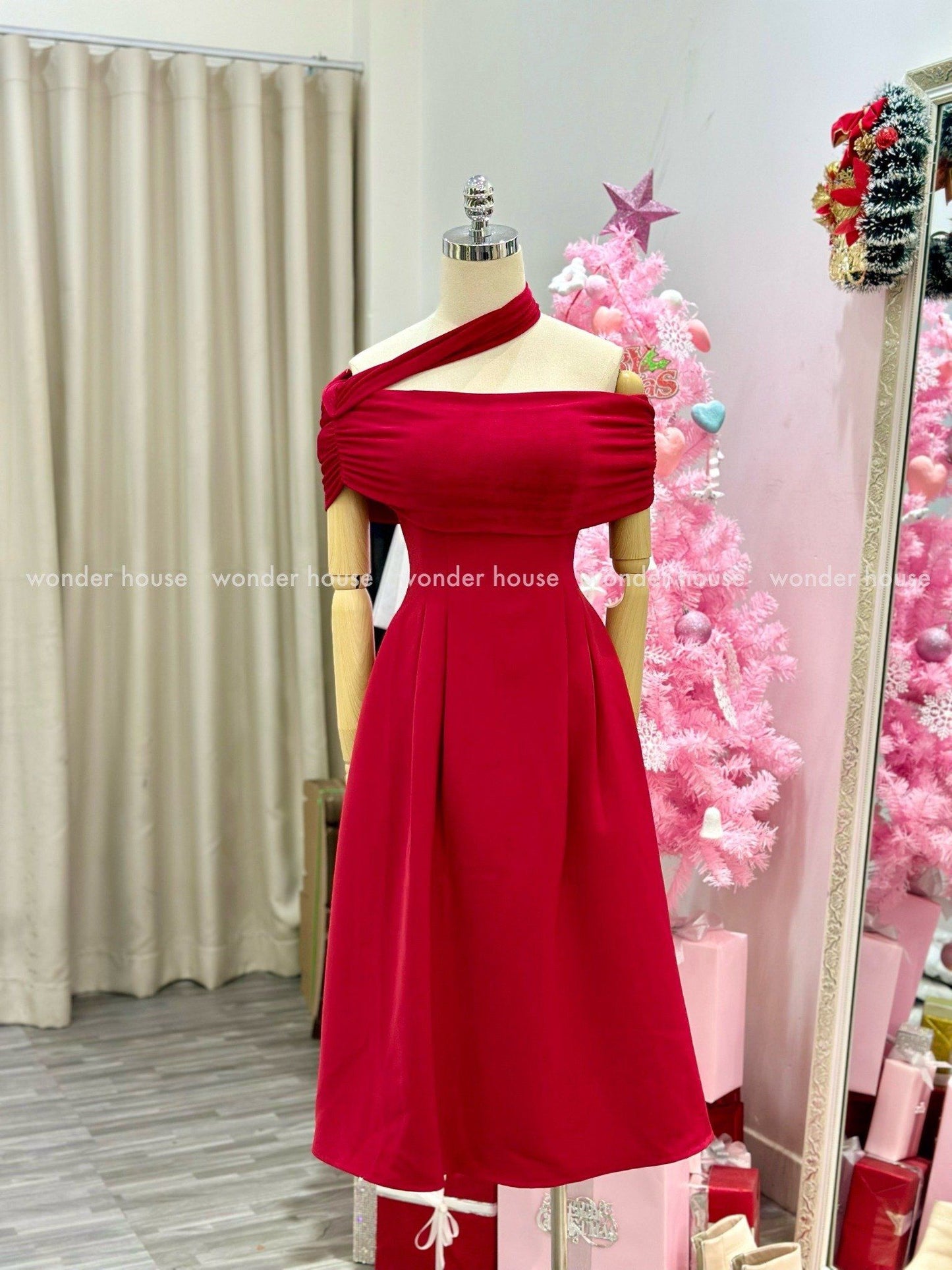 Wonderhouse Vio Dress (Pre-order)