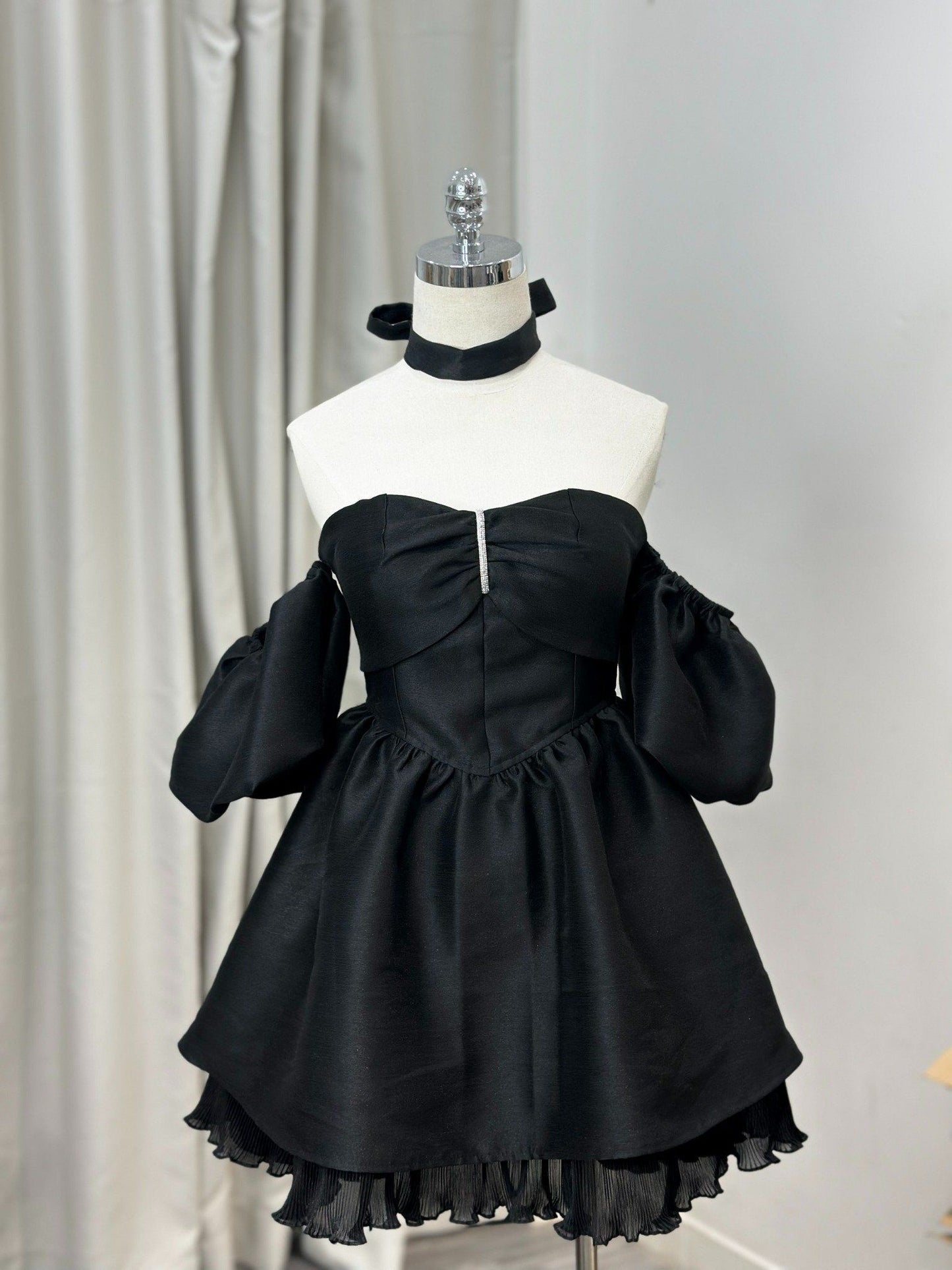 Wonderhouse Angela Dress (Pre-order)