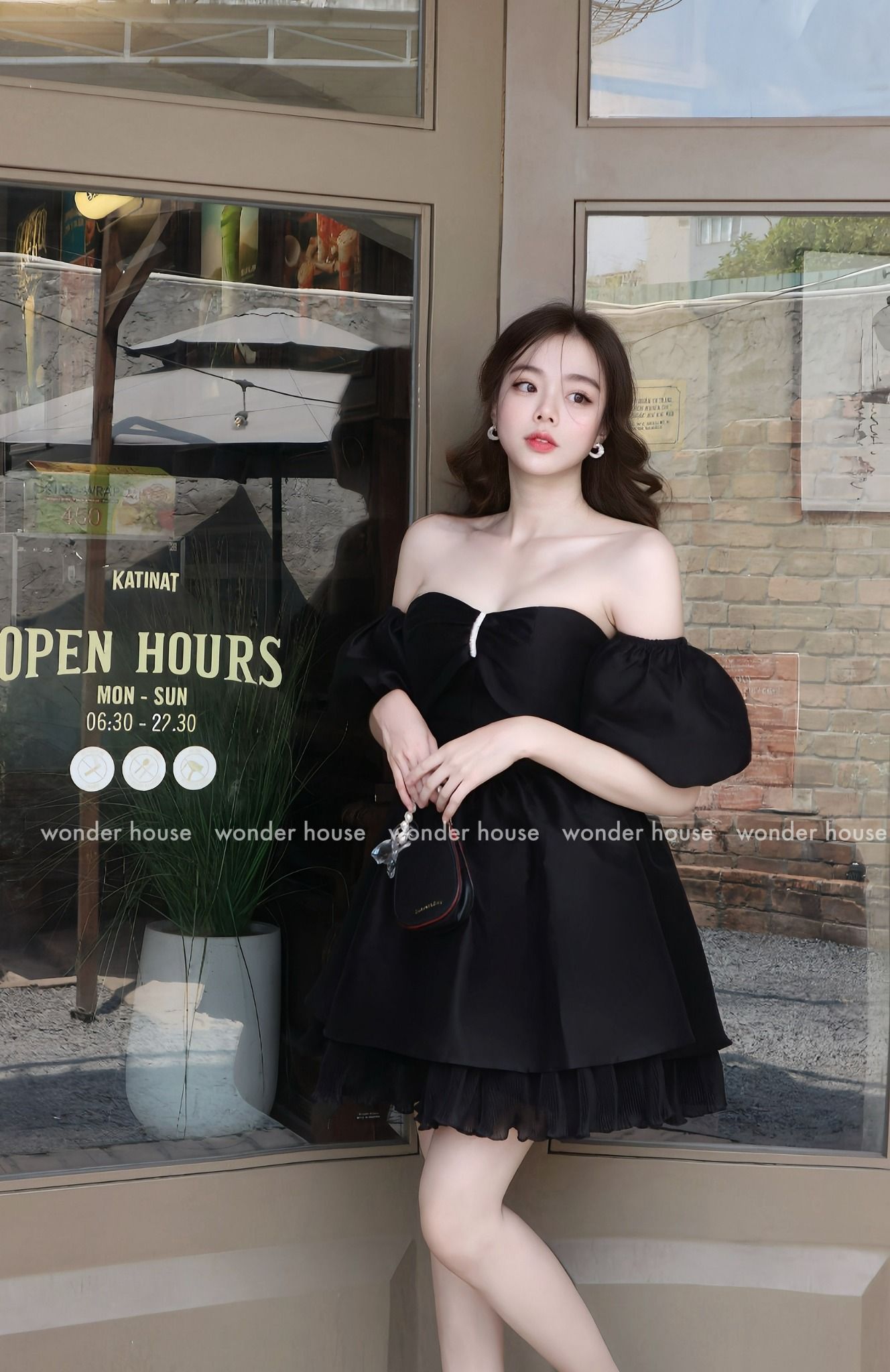 Wonderhouse Angela Dress (Pre-order)