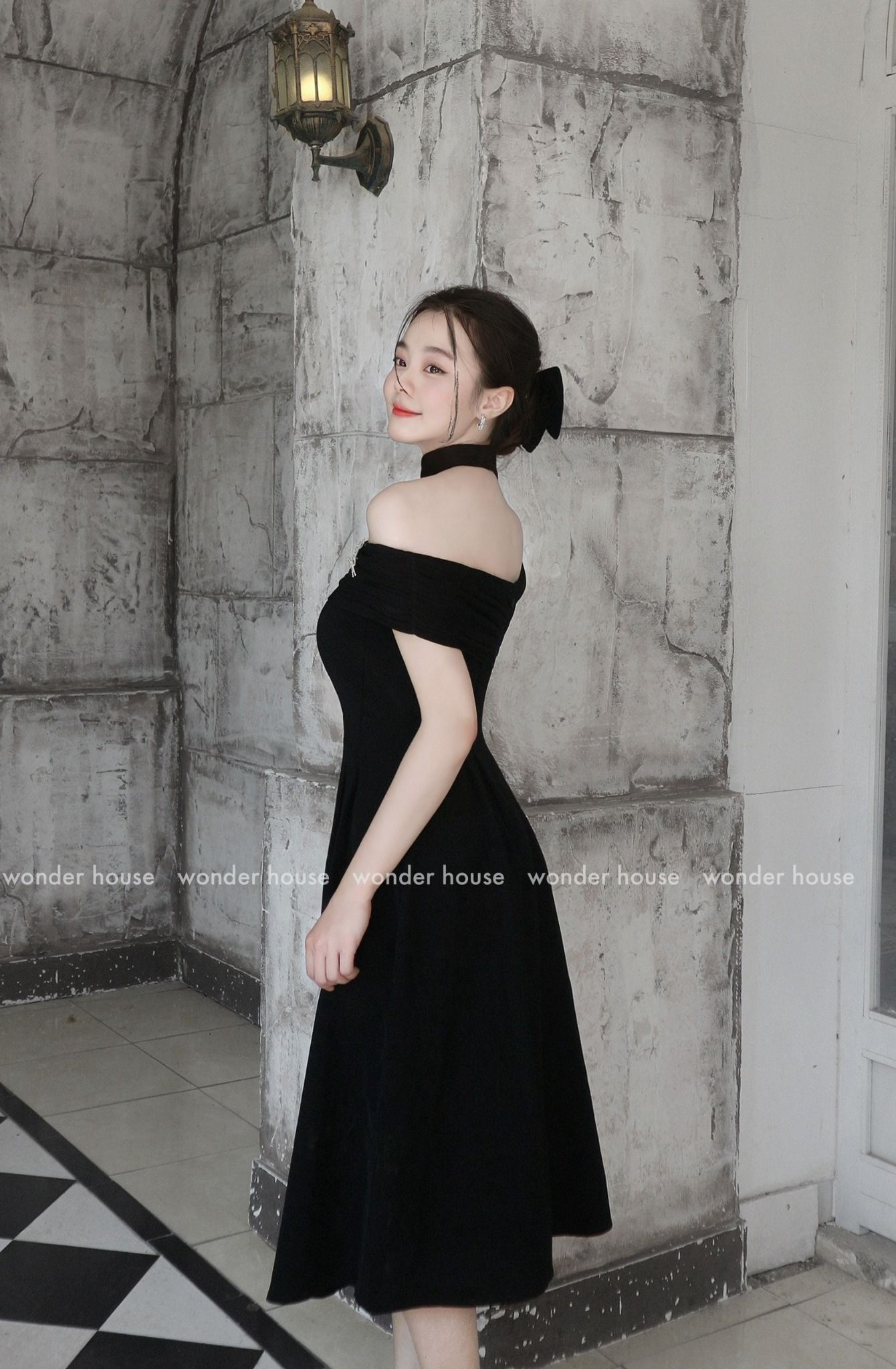 Wonderhouse Vio Dress (Pre-order)