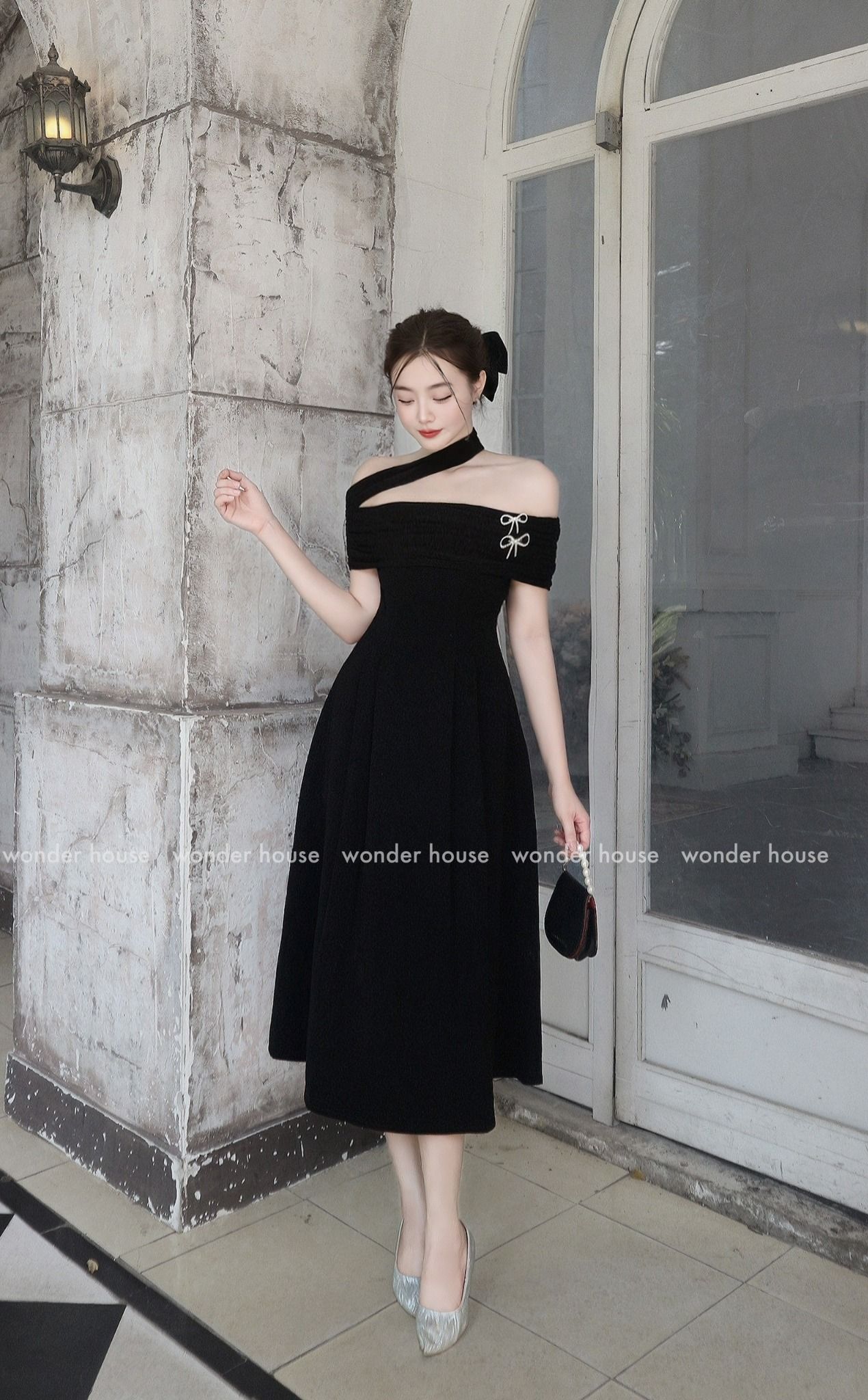 Wonderhouse Vio Dress (Pre-order)
