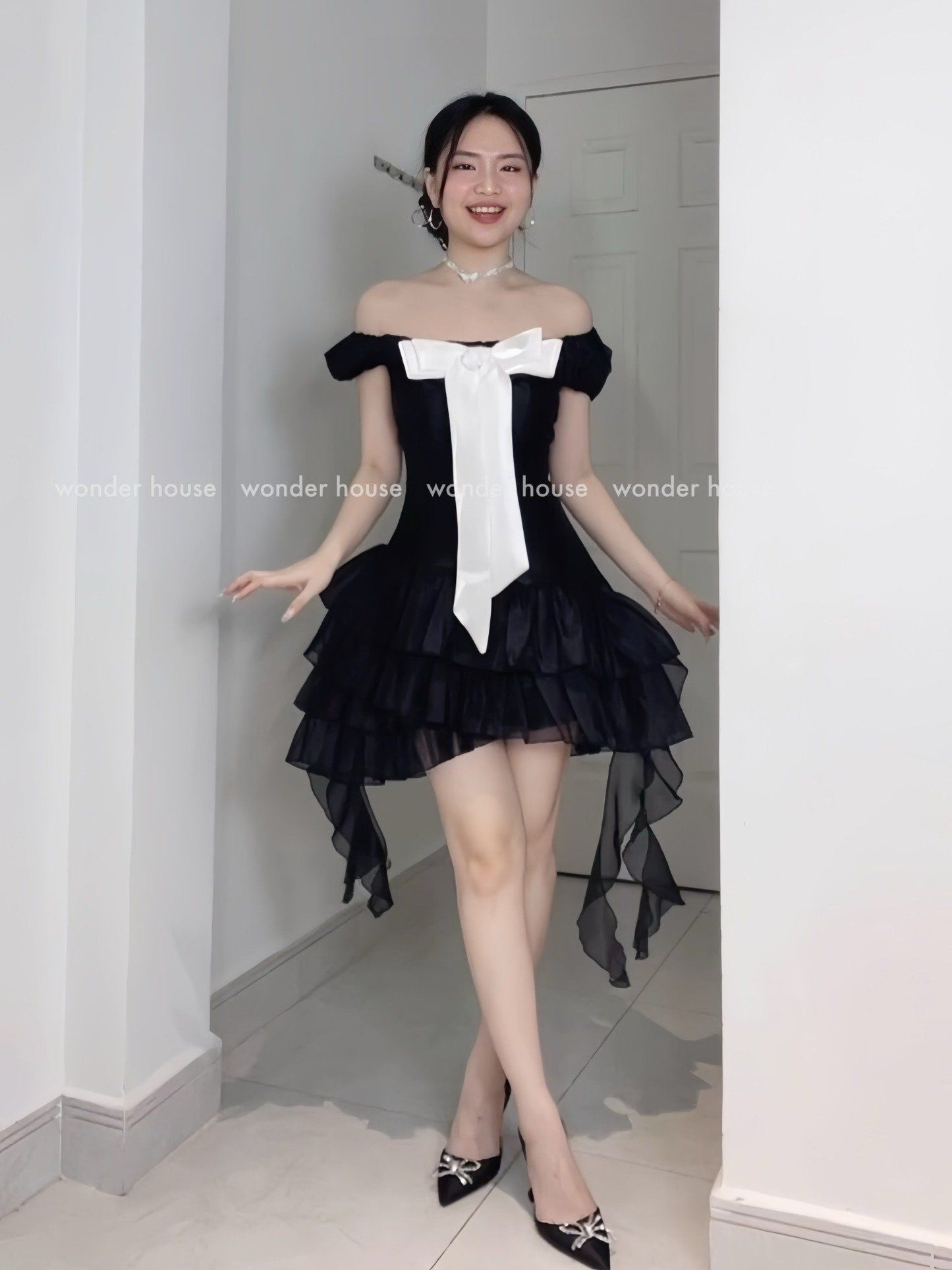 Wonderhouse Michin Dress (Pre-order)
