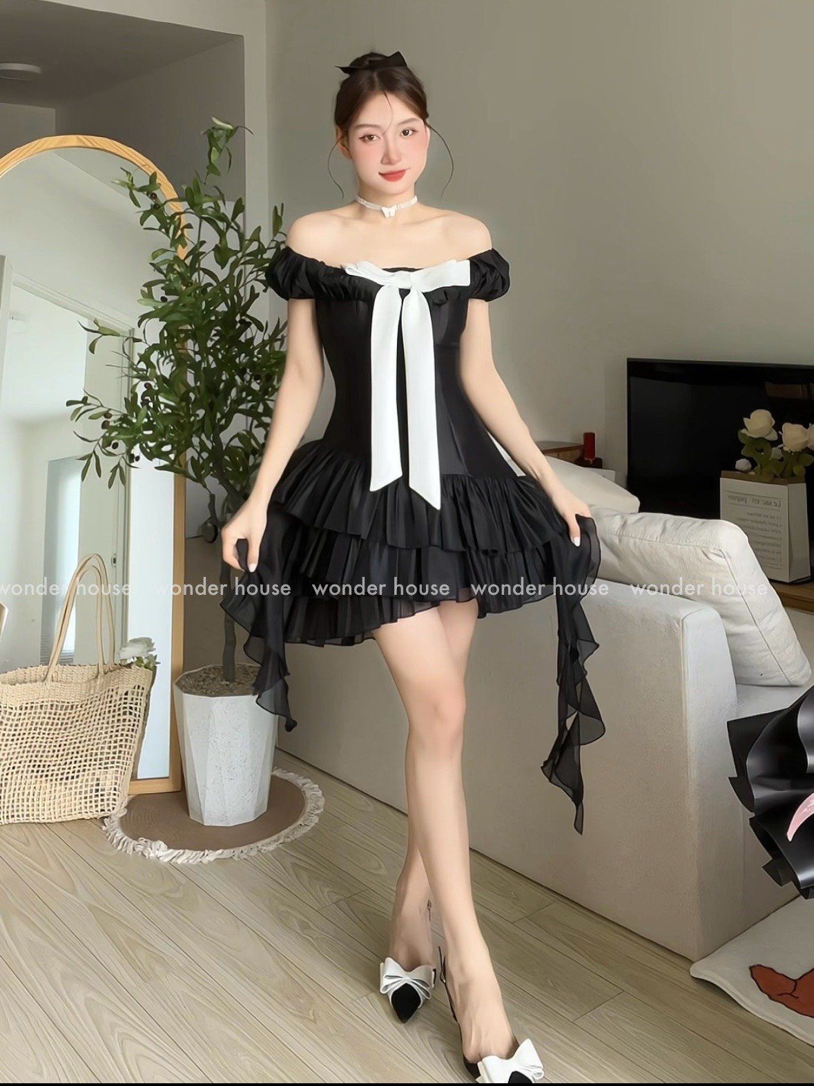 Wonderhouse Michin Dress (Pre-order)