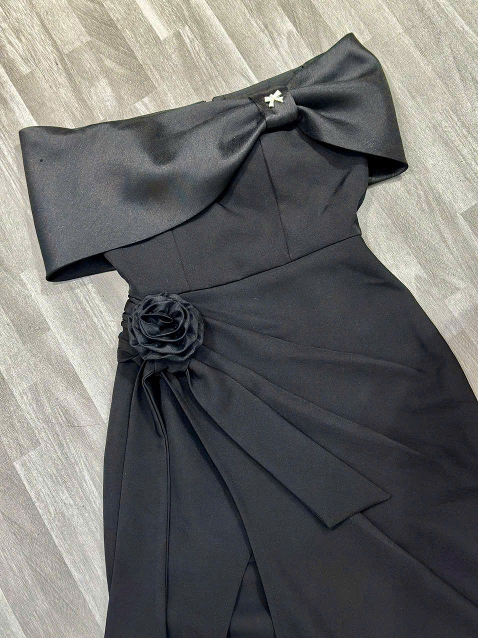 Wonderhouse Vivian Dress (Pre-order)