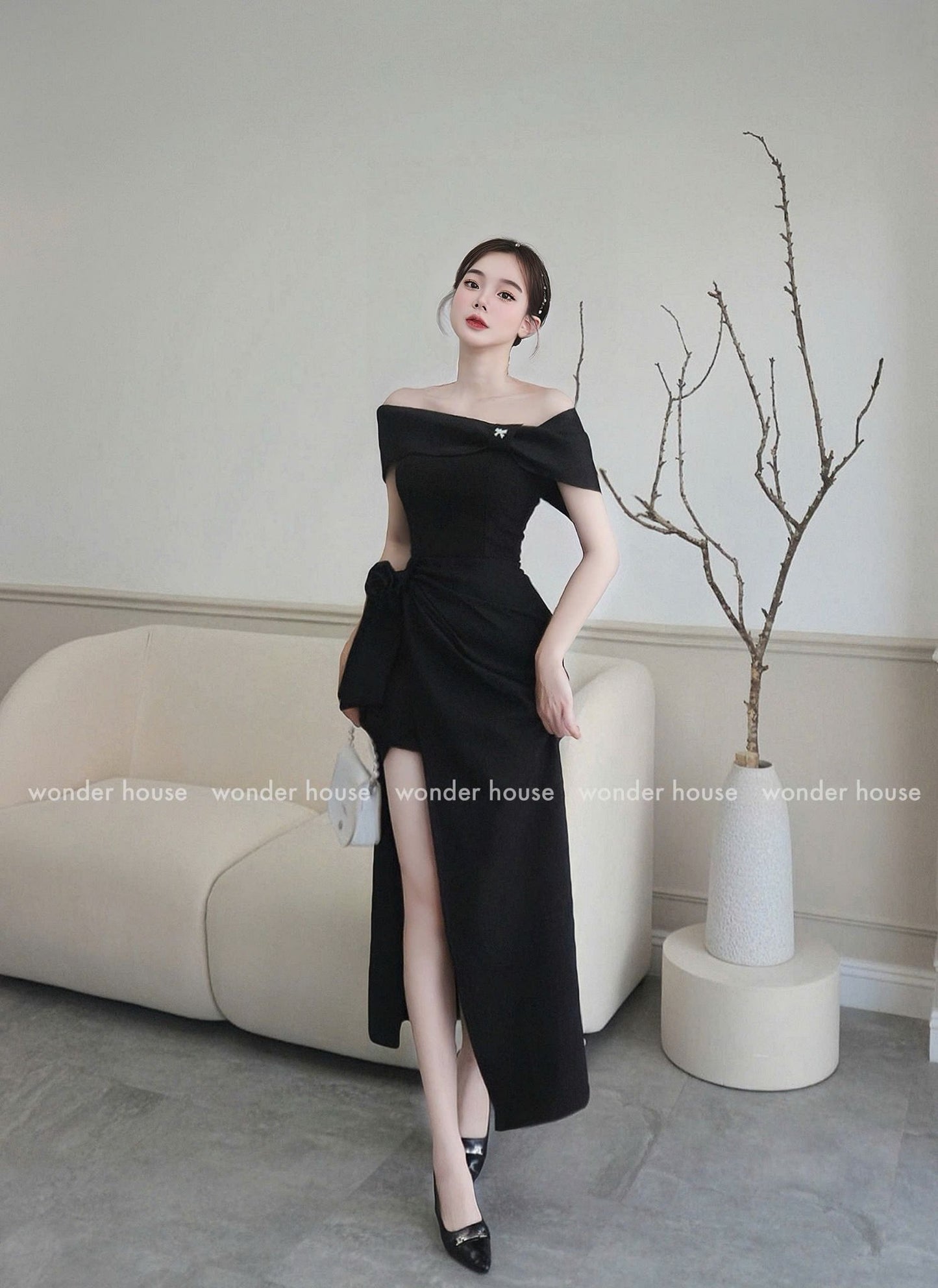 Wonderhouse Vivian Dress (Pre-order)
