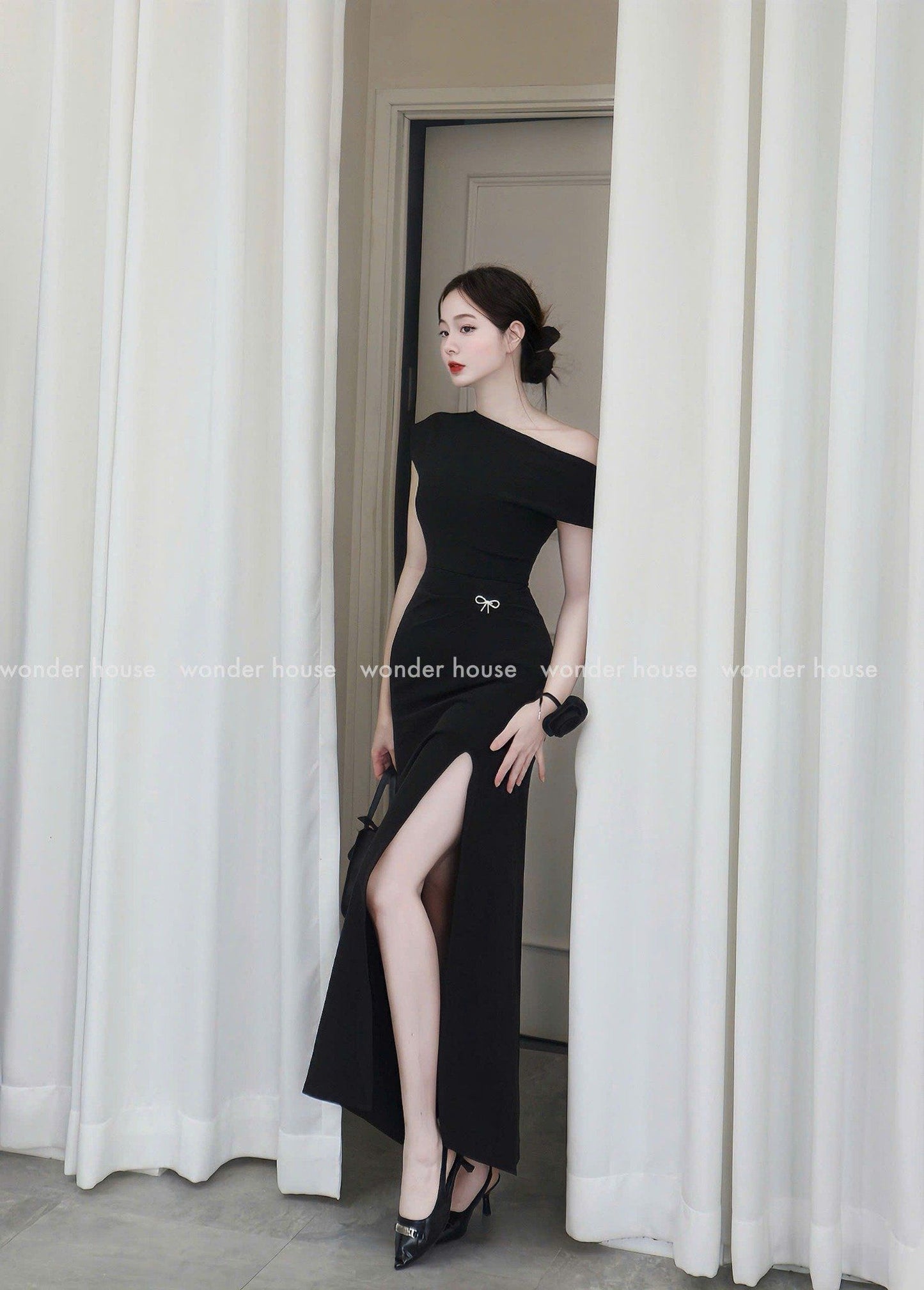 Wonderhouse Lady Dress (Pre-order)