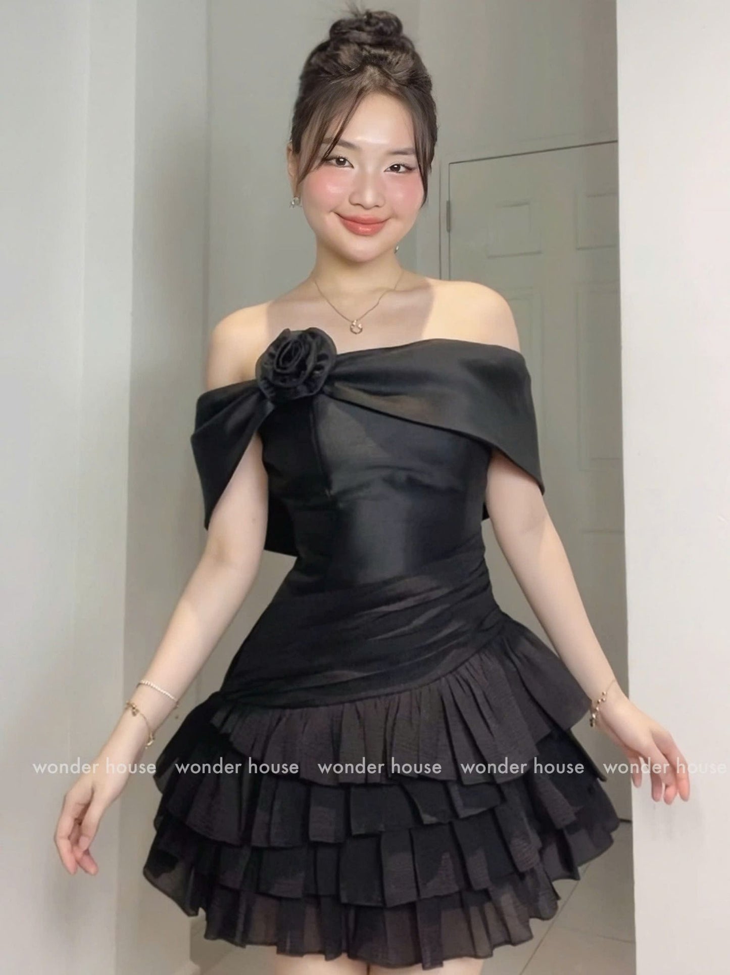 Wonderhouse Esther Dress (Pre-order)