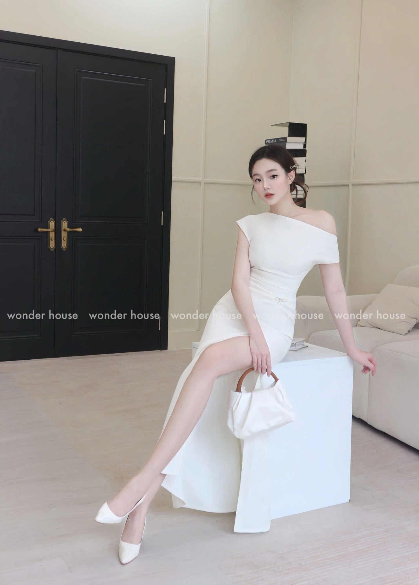 Wonderhouse Lady Dress (Pre-order)
