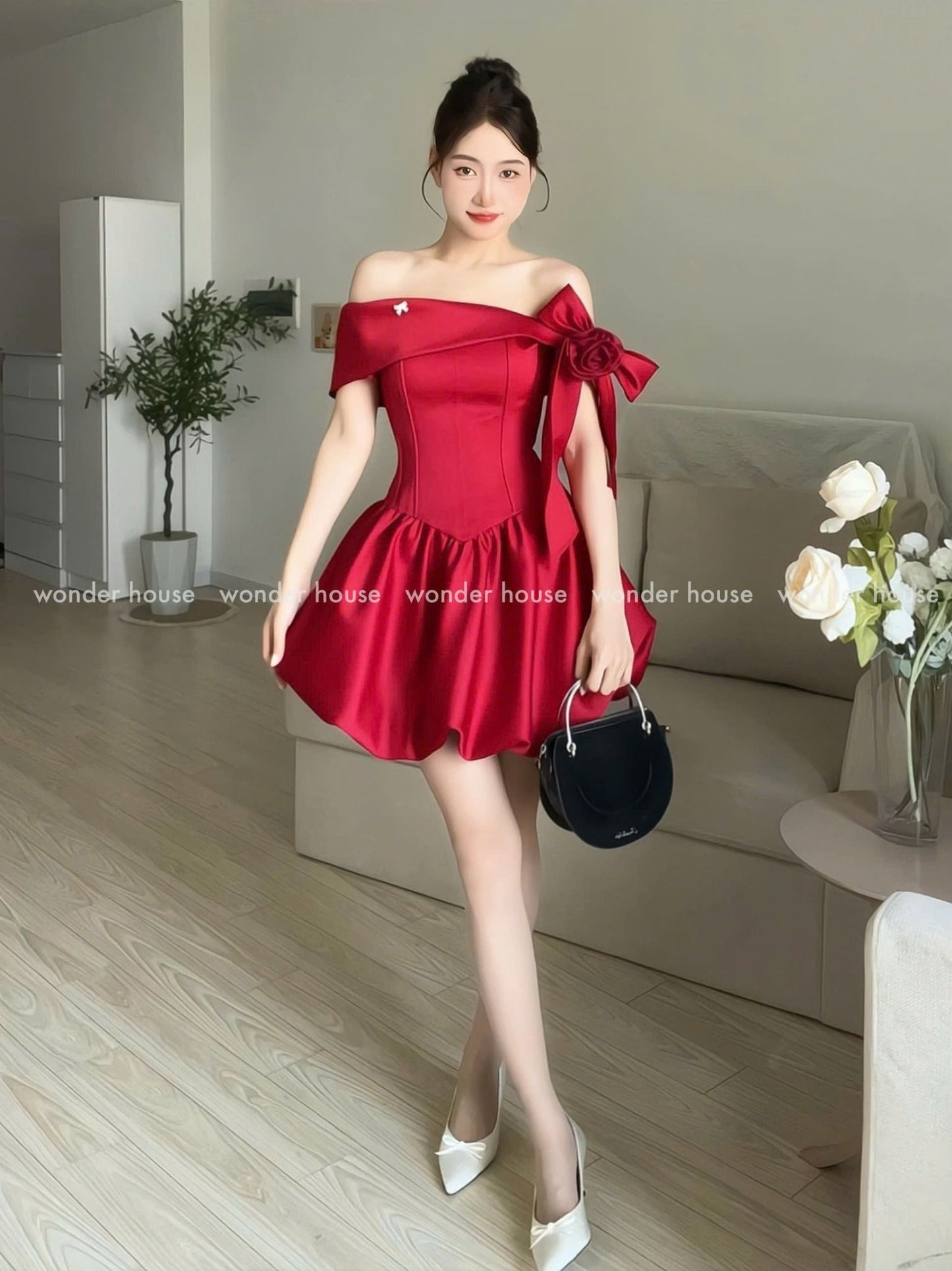 Wonderhouse Ari Dress (Pre-order)