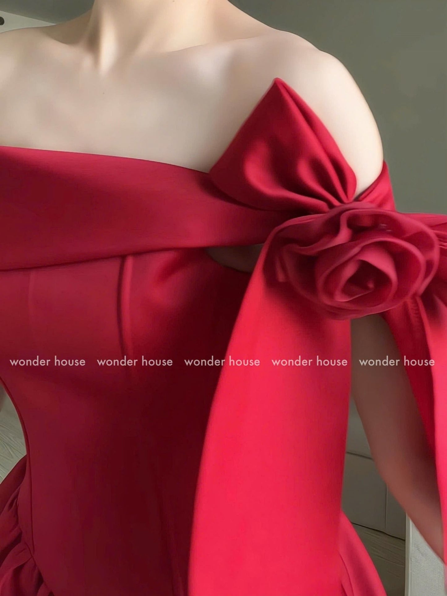 Wonderhouse Ari Dress (Pre-order)