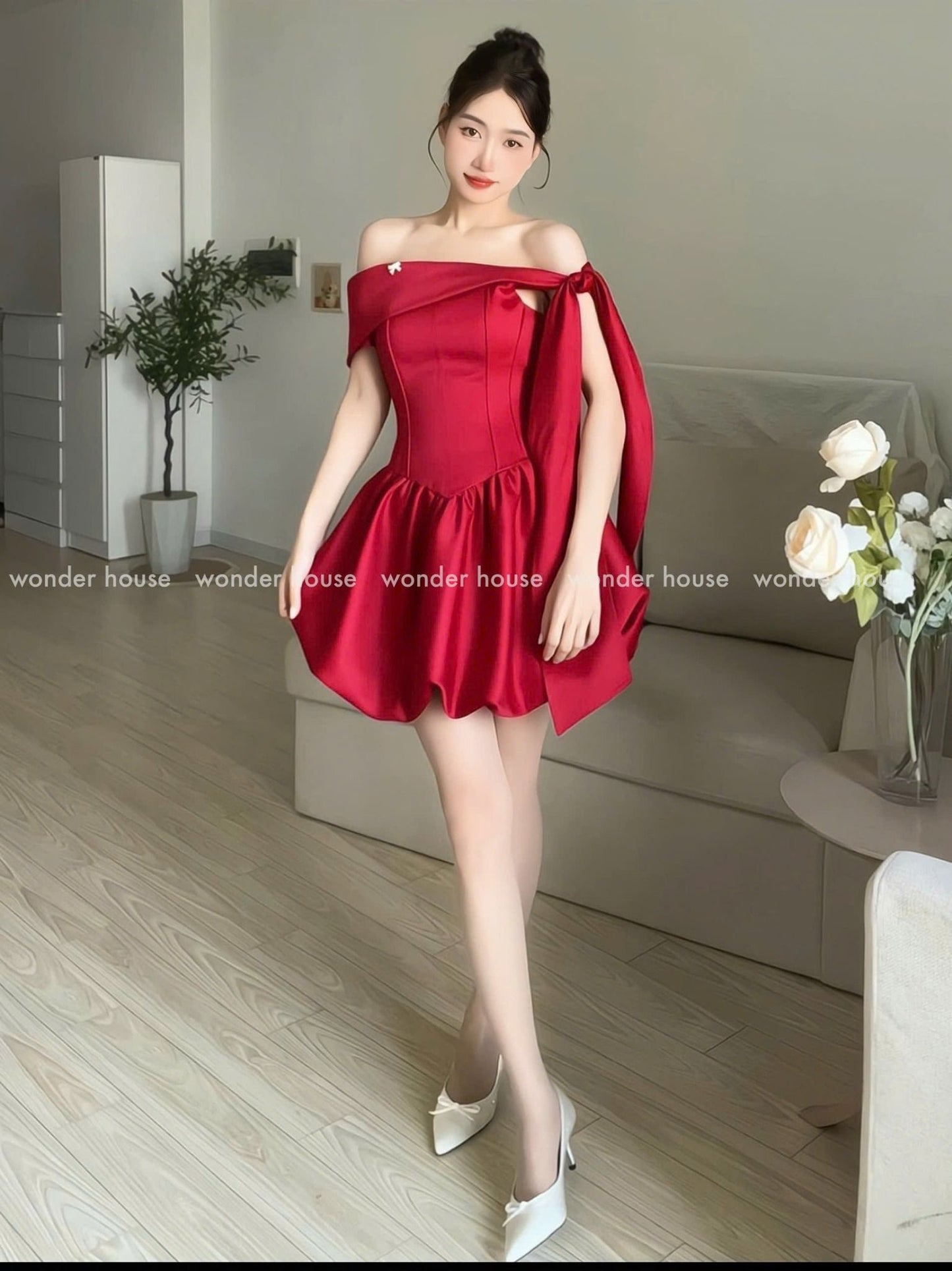 Wonderhouse Ari Dress (Pre-order)