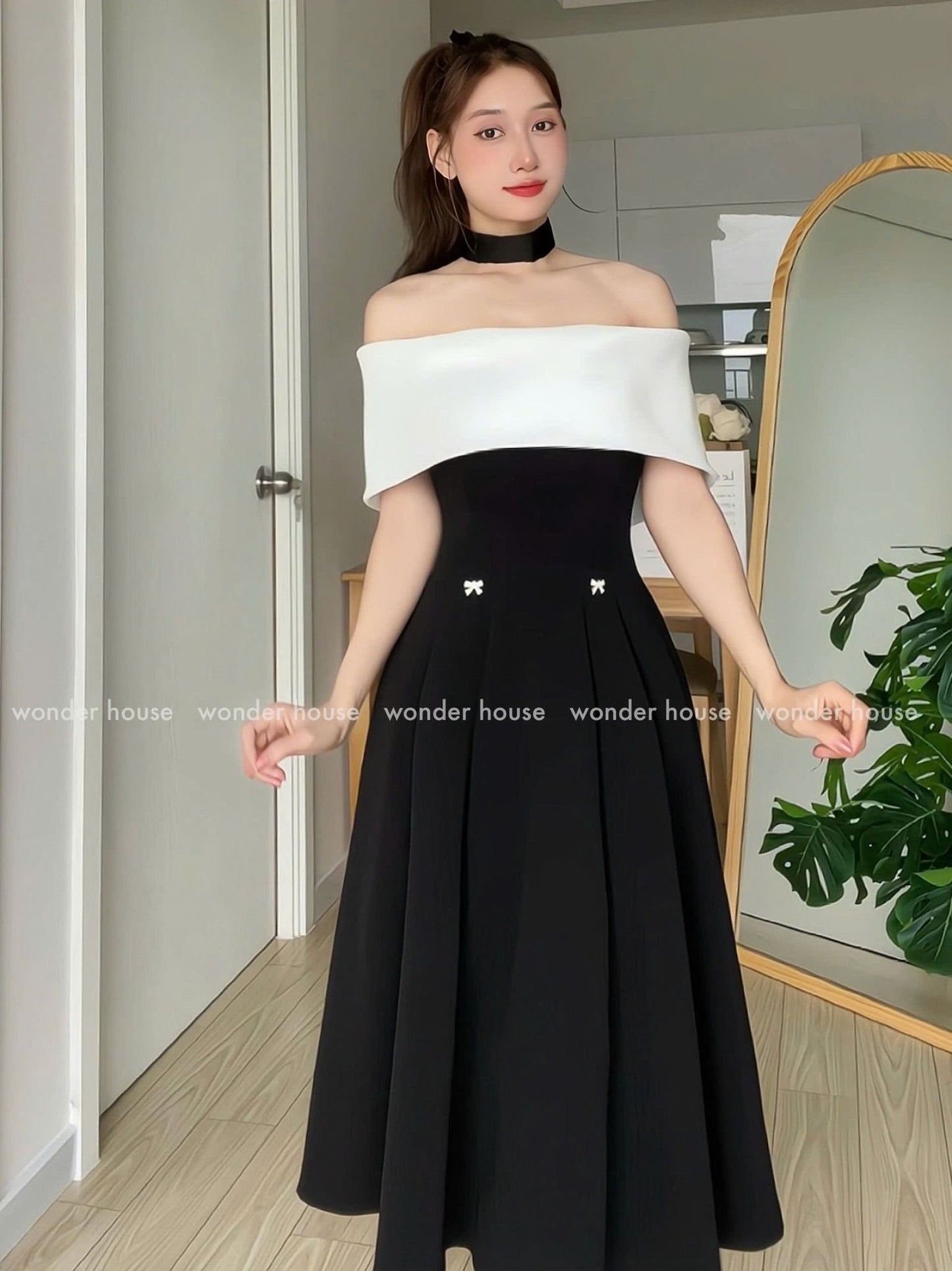 Wonderhouse Mia Dress (Pre-order)