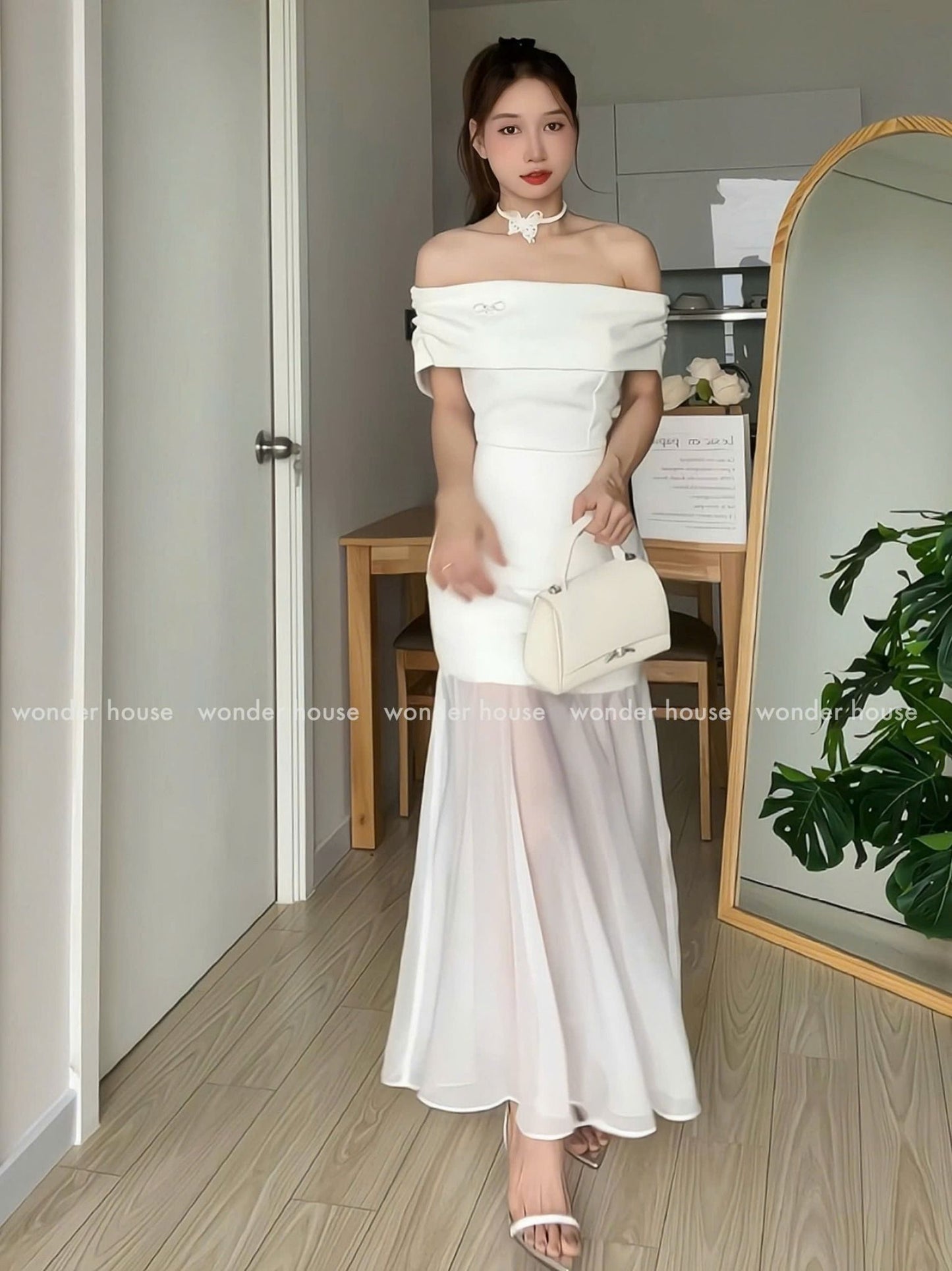 Wonderhouse Vanila Dress (Pre-order)