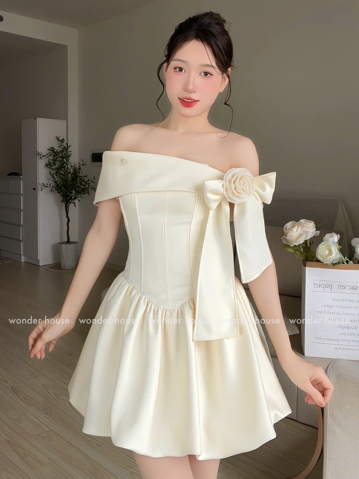 Wonderhouse Ari Dress (Pre-order)