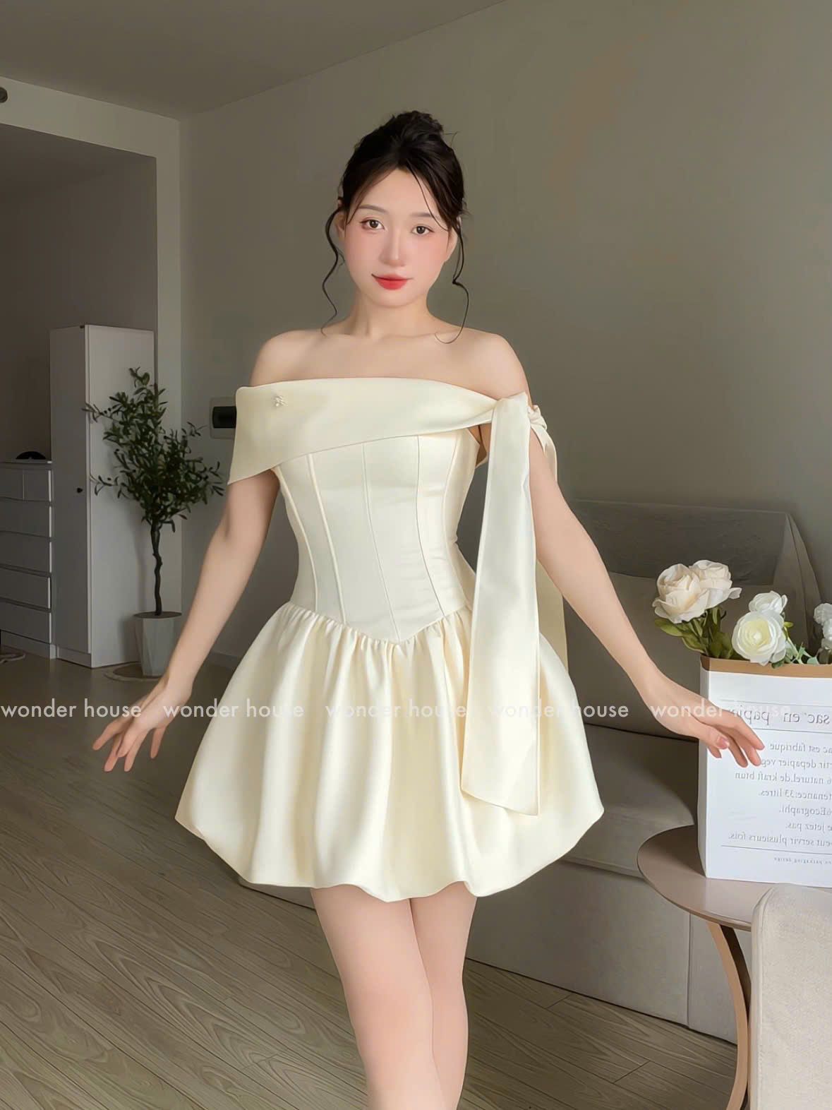 Wonderhouse Ari Dress (Pre-order)