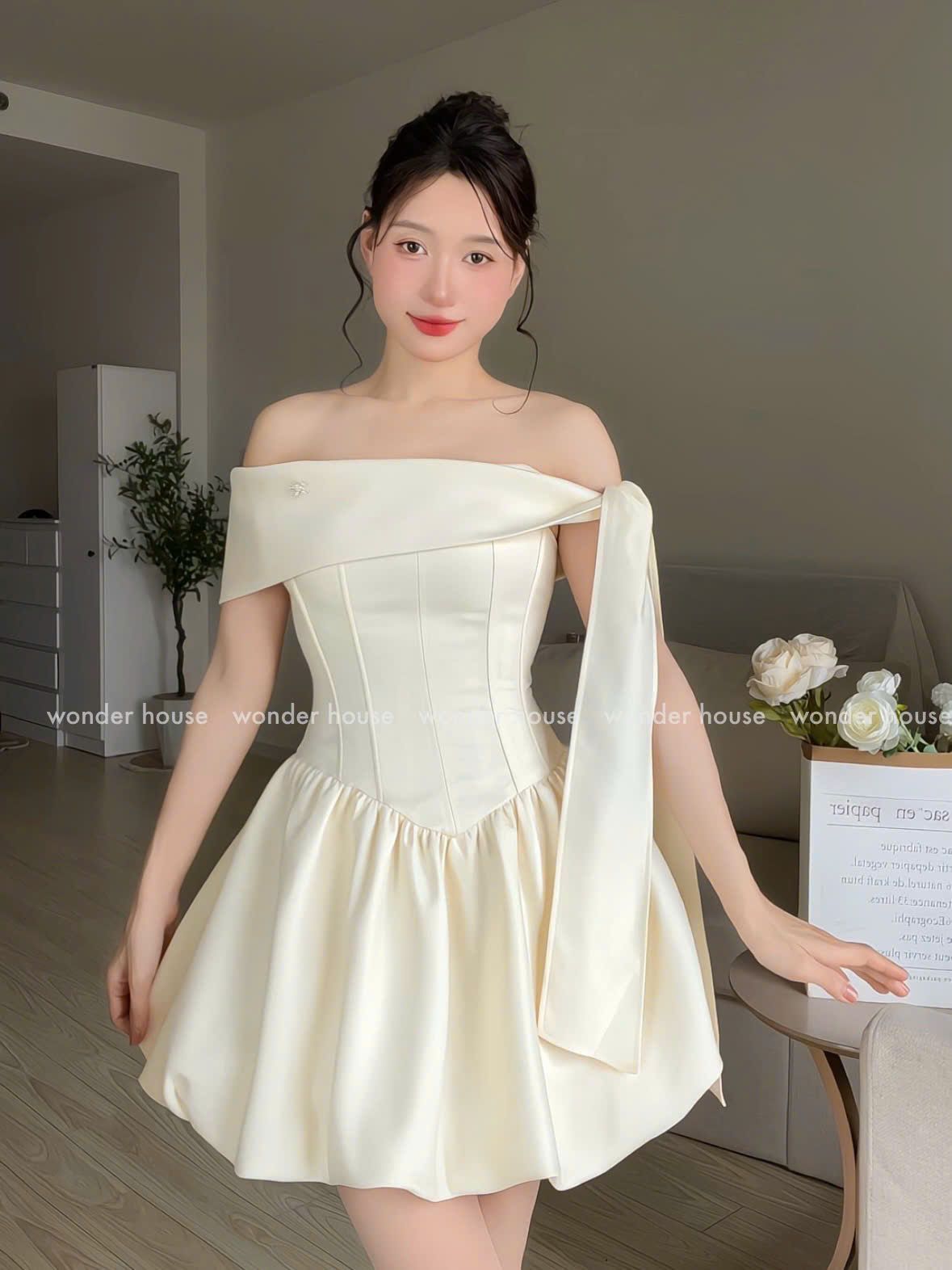 Wonderhouse Ari Dress (Pre-order)