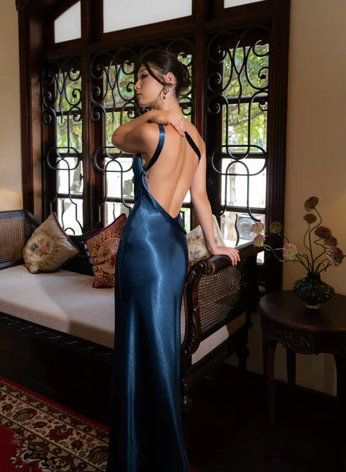 Kisserine Maven Dress (Pre-order)